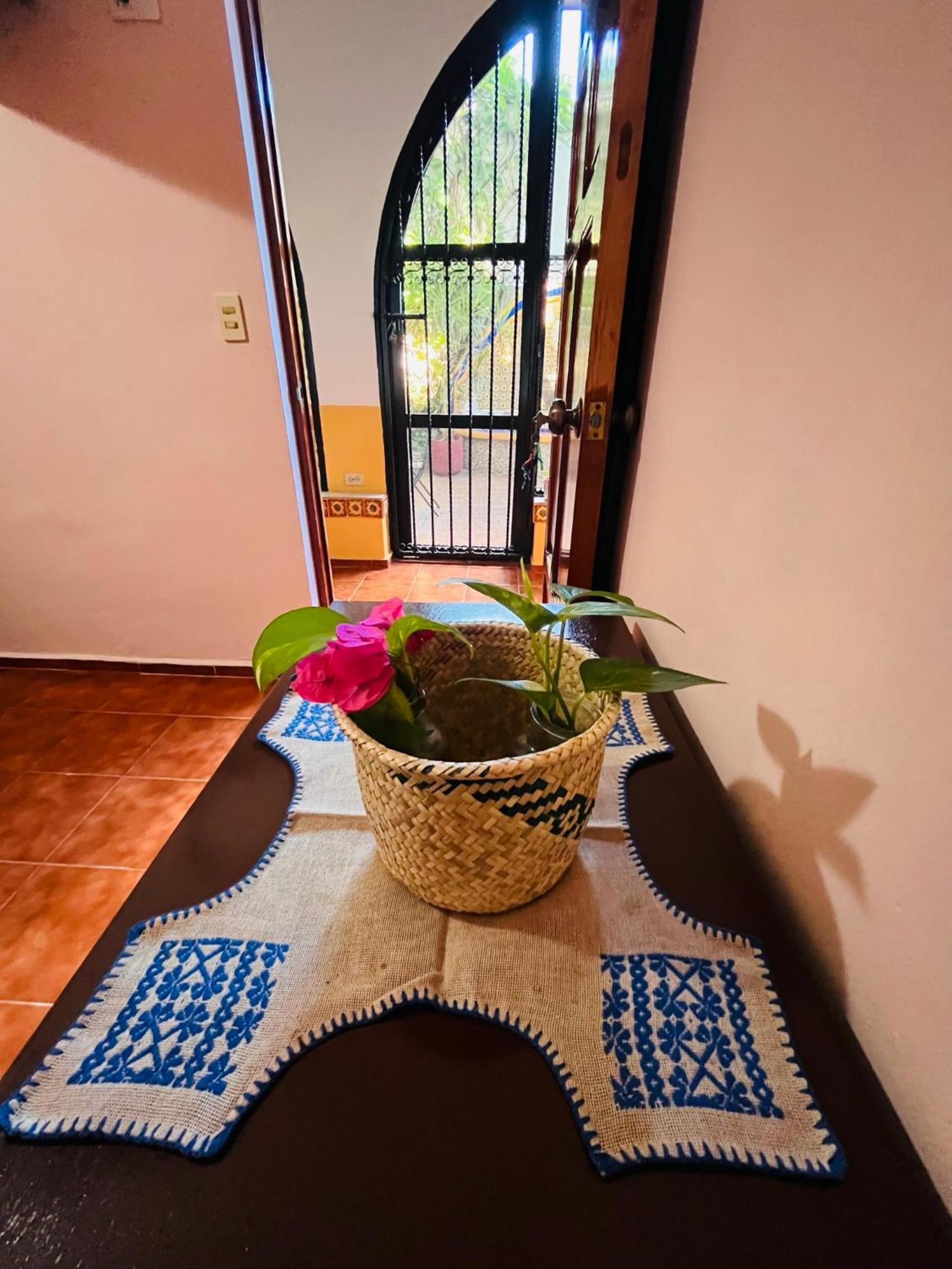 Casa Tres Colibries Bed & Breakfast *