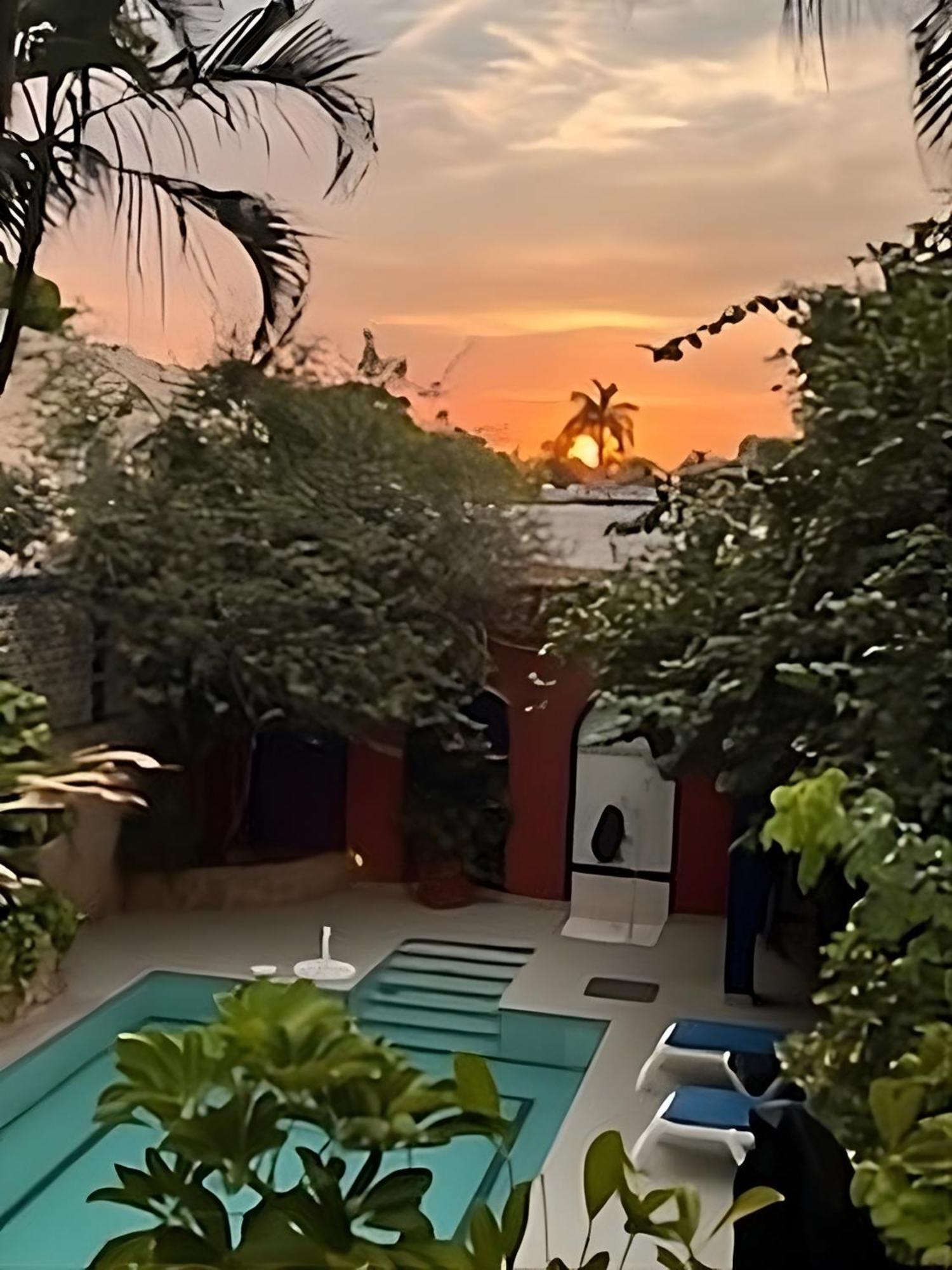 Casa Tres Colibries Bed & Breakfast